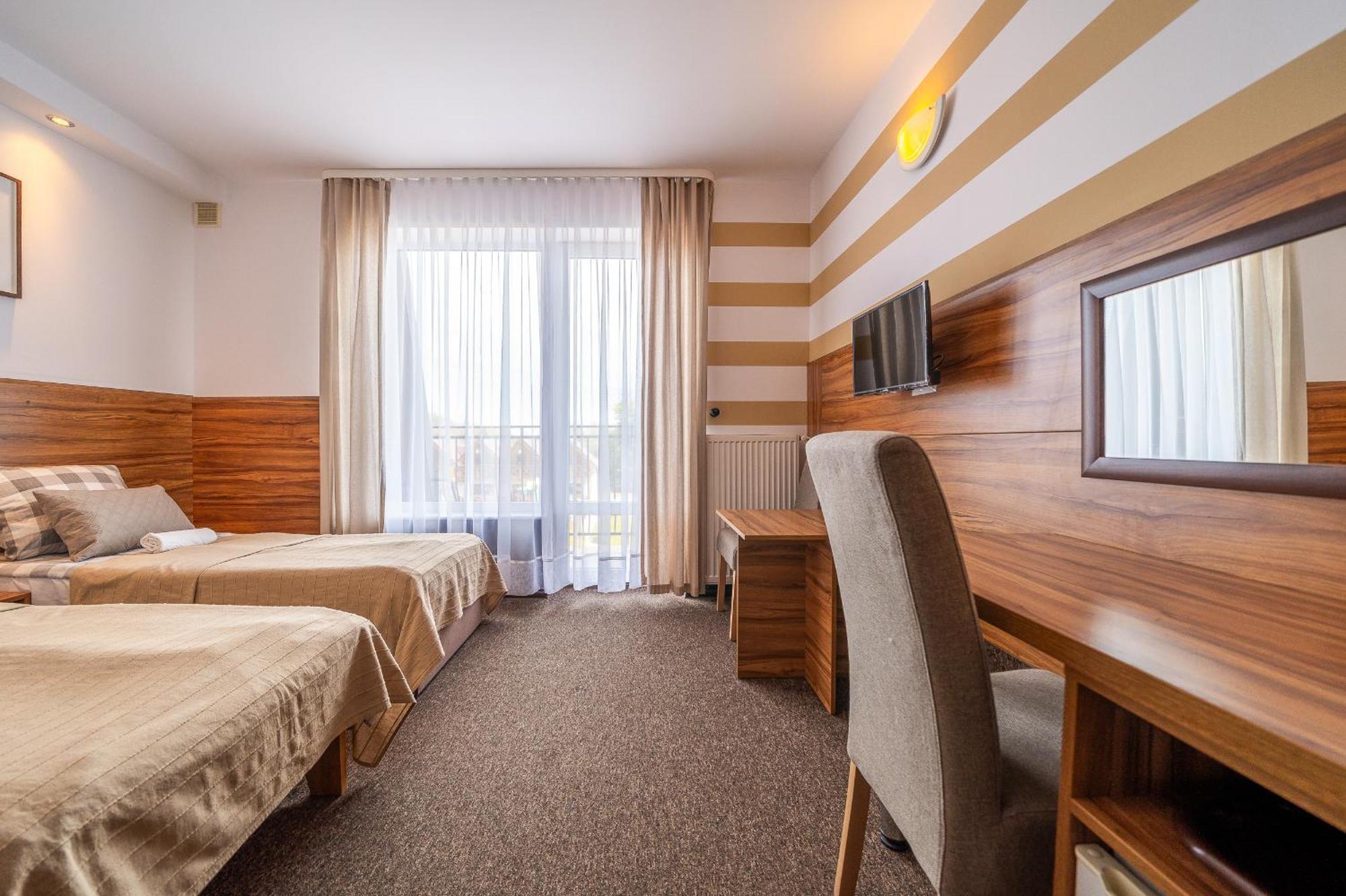 Max Apartamenty - Pokoje - Domki - Restauracja - Basen Mielno (Koszalin) Exterior foto
